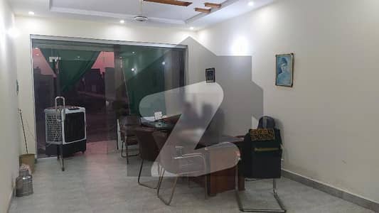 600 Sq Ft Furnished Commercial Office on 40 Ft Commercial Road is up for sale in Barkat Colony Lahore