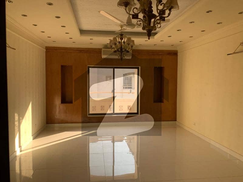 F11 Karakoram Enclave 4 Beds Apartment For Sale