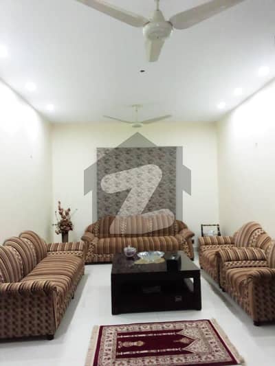عامر خسرو کراچی میں 5 کمروں کا 12 مرلہ زیریں پورشن 4 کروڑ میں برائے فروخت۔