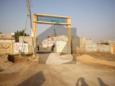 Prime Location 122 Square Yards Commercial Plot For sale In Rs. 15,000,000 Only