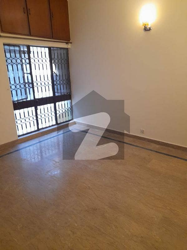 30 Marla Portion For Rent In Gulbarg