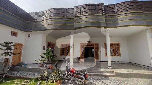 باڈا روڈ پشاور میں 3 کمروں کا 13 مرلہ مکان 30 ہزار میں کرایہ پر دستیاب ہے۔