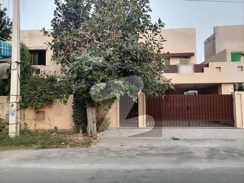 Idyllic House Available In Askari 11 - Sector A For rent