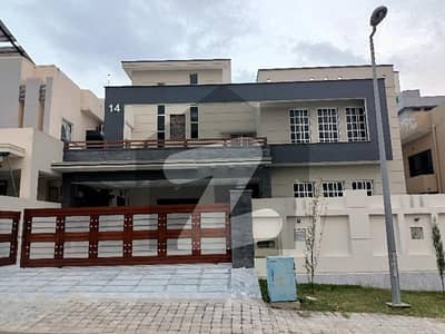 Dha Phase 2 1 Kanal Beautiful Location House For Sale