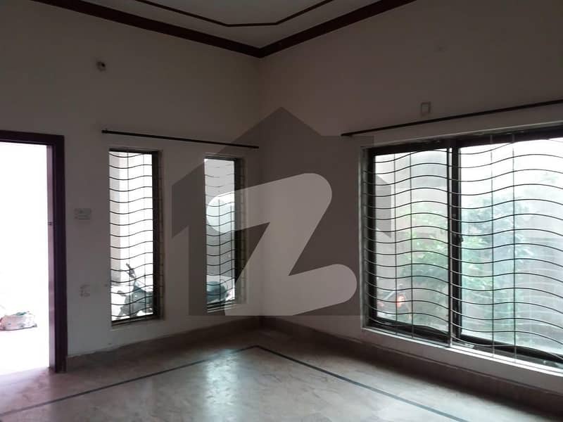 ڈیفینس ہومز سوسائٹی سیالکوٹ میں 4 کمروں کا 6 مرلہ مکان 1.9 کروڑ میں برائے فروخت۔