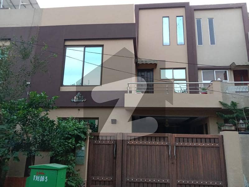 5 Marla Used House For Sale in AA Block Sector D Bahria Town Lahore