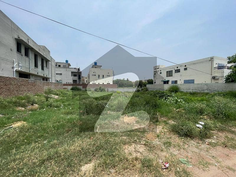 16 MARLA NEXT TO CORNER PLOT FOR SALE IN STATE LIFE HOUSING SOCIETY BLOCK-A