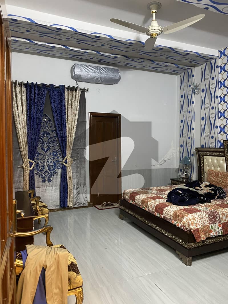سبزہ زار سکیم ۔ بلاک ایف سبزہ زار سکیم لاہور میں 5 کمروں کا 10 مرلہ مکان 2.9 کروڑ میں برائے فروخت۔