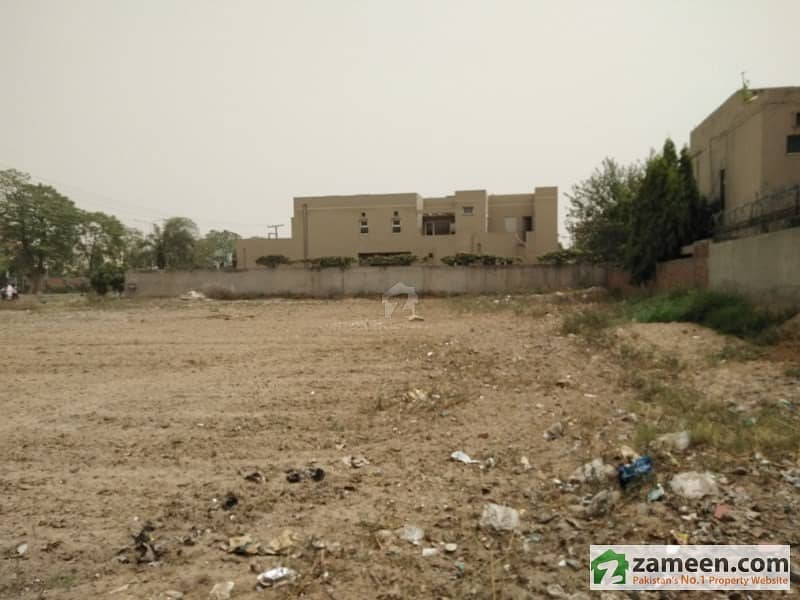 Good Location Plot  195 Block H For Sale Near To Mosque And Park