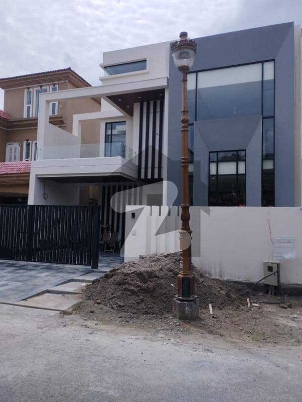 Waseem Malik Offer You 14 Marla Brand New House Facing Green Belt 100 Feet Road House For Sale In Lake City