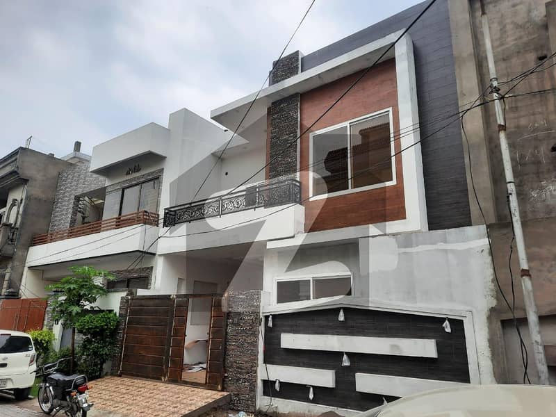 House For Grabs In 6.5 Marla Sialkot