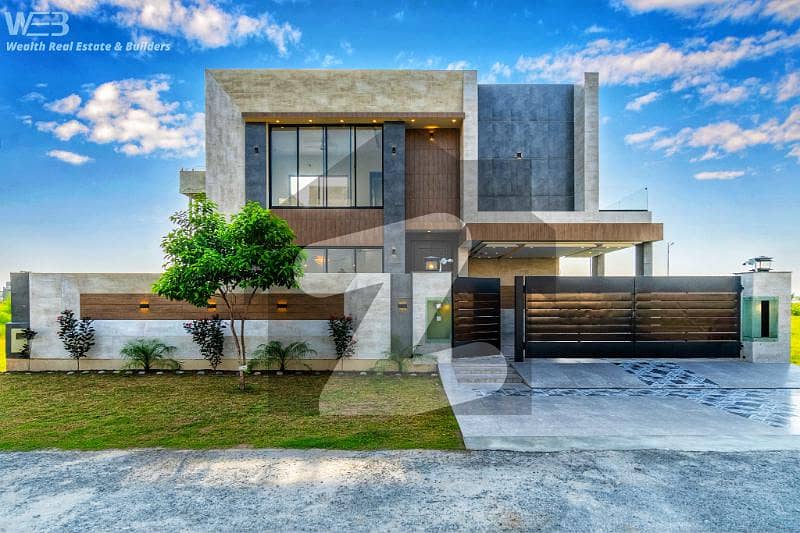 Elegant Designed By Mazher Munir 1 Kanal Villa For Sale in Phase 7 DHA