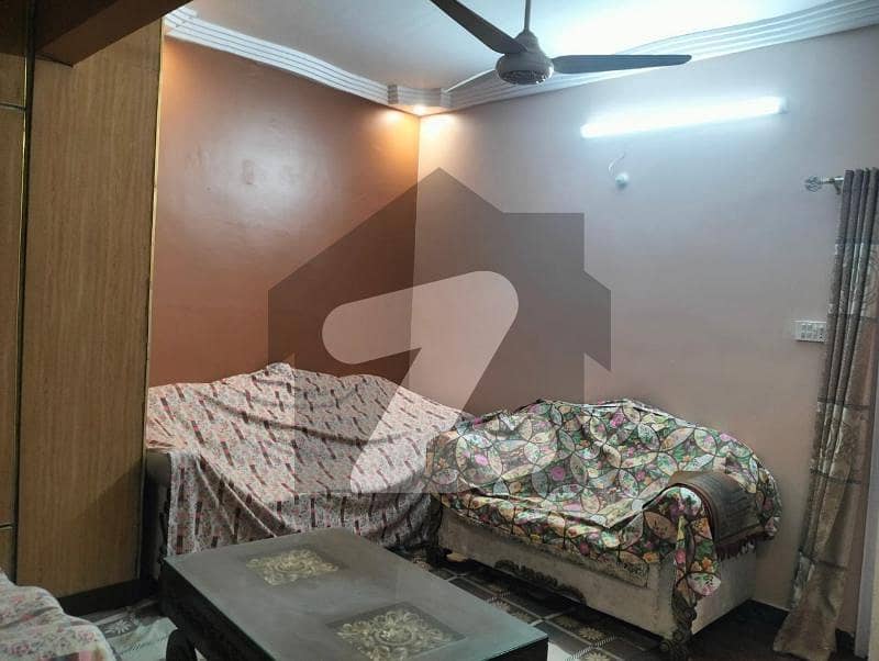 گل بہار رضویہ سوسائٹی نواب صدیق علی خان روڈ کراچی میں 3 کمروں کا 3 مرلہ زیریں پورشن 45 لاکھ میں برائے فروخت۔