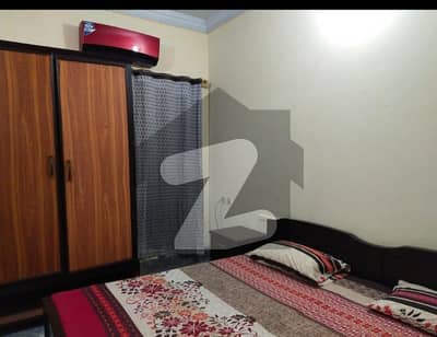 کینال روڈ فیصل آباد میں 2 کمروں کا 5 مرلہ فلیٹ 35.0 ہزار میں کرایہ پر دستیاب ہے۔