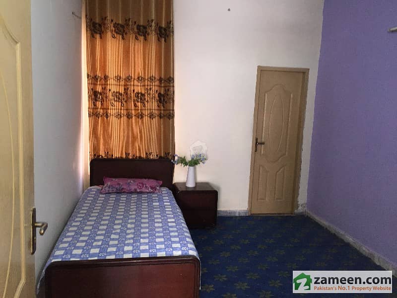 Furnished Room For Rent - For Bachelor Near To Shoukat Khanum