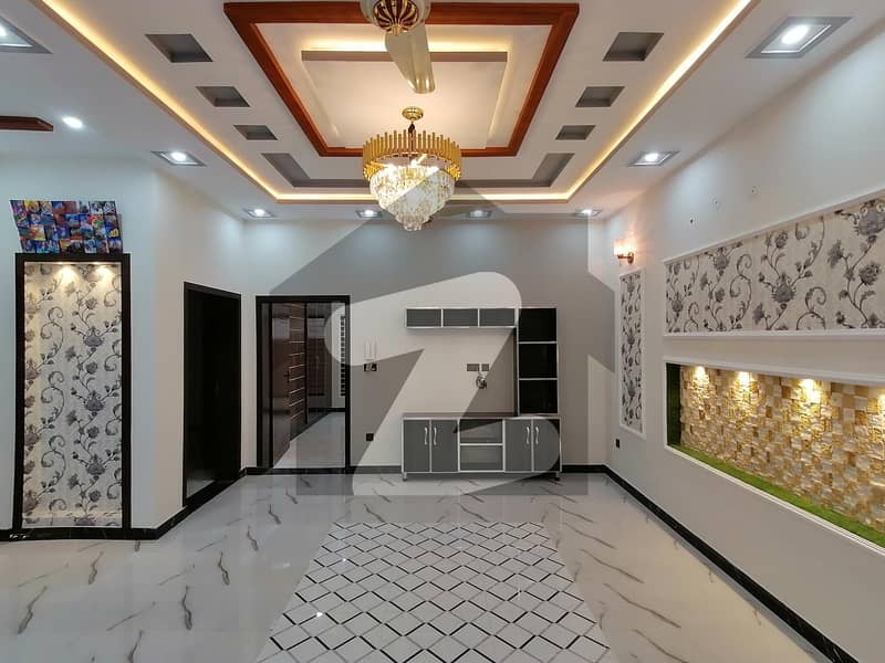 Perfect 10 Marla House In Central Park Housing Scheme For sale
