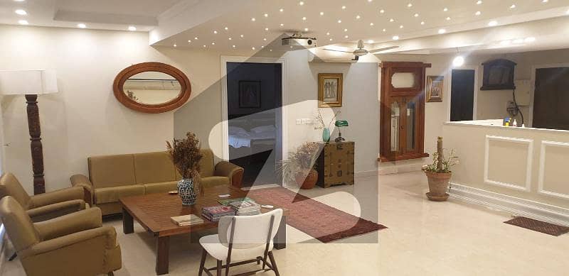 Live A Life Of Peace At Dha Raya In 2-kanal Golf View Fully Furnished Basement For Rent