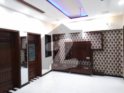 House Available For rent In Gulberg 3 - Block B1