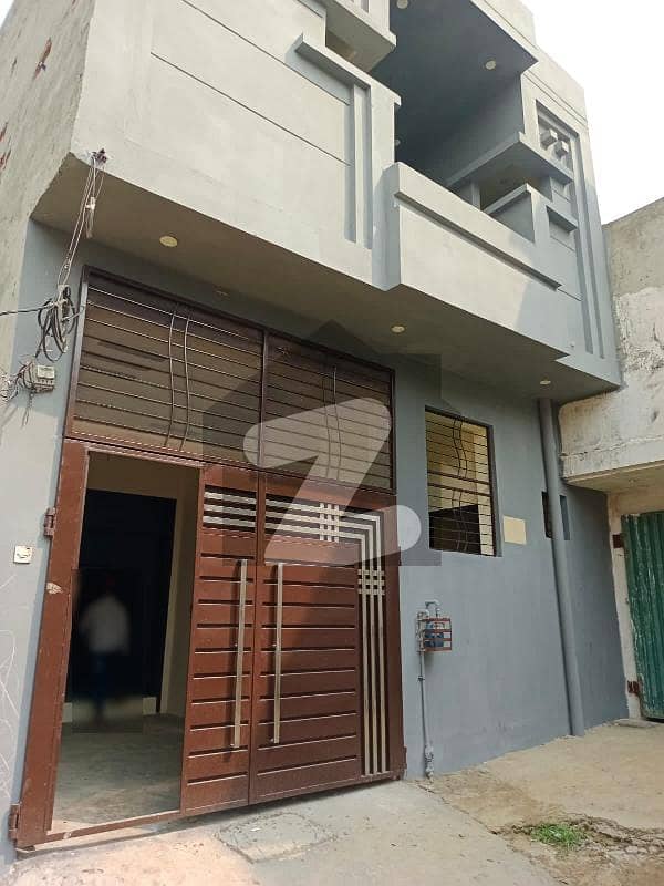 900 Square Feet Upper Portion In Central Gajju Matah For Rent