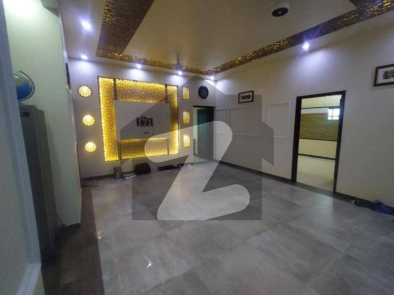 ڈی ایچ اے فیز 8 - زون اے ڈی ایچ اے فیز 8 ڈی ایچ اے ڈیفینس کراچی میں 6 کمروں کا 1 کنال مکان 15 کروڑ میں برائے فروخت۔