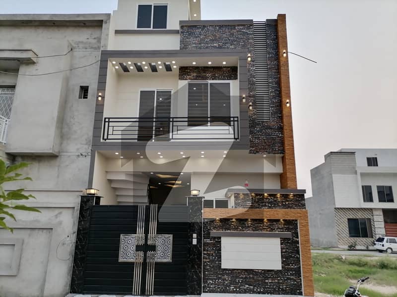 3.5 Marla House For sale In Jeewan City - Phase 5