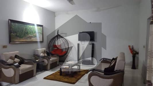 اکسپو ون جوہر ٹاؤن لاہور میں 7 کمروں کا 1 کنال مکان 4 کروڑ میں برائے فروخت۔