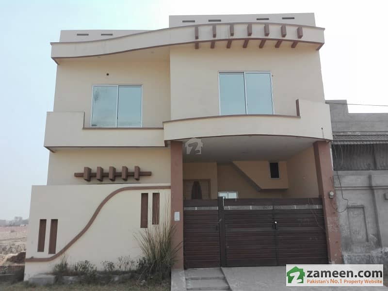 In Wali Block House Is Available For Sale On Satiana Road