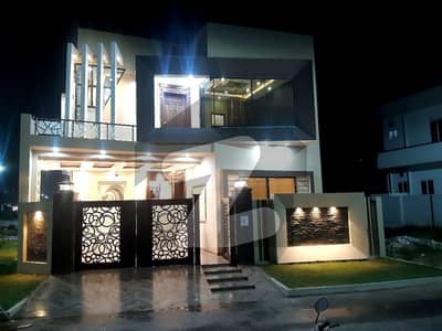Good 10 Marla House For sale In DC Colony - Bolan Block