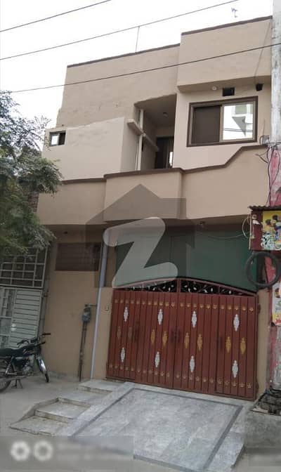 جوہر ٹاؤن فیز 2 - بلاک کے جوہر ٹاؤن فیز 2 جوہر ٹاؤن لاہور میں 3 کمروں کا 4 مرلہ مکان 1.46 کروڑ میں برائے فروخت۔