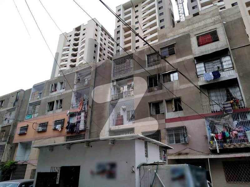 Karson Complex 3rd Floor West Open Flat Is Available For Sale Gulshan-e ...