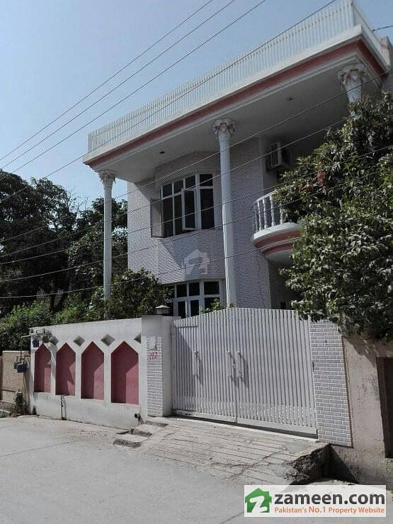 Beautiful House For Sale. Afshan Colony. Beautiful House For Sale. Afshan Colony.