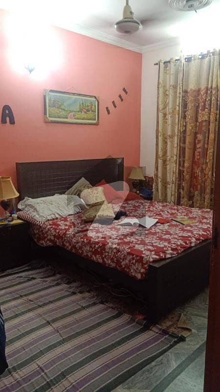 مصطفیٰ ٹاؤن لاہور میں 3 کمروں کا 3 مرلہ مکان 1.2 کروڑ میں برائے فروخت۔