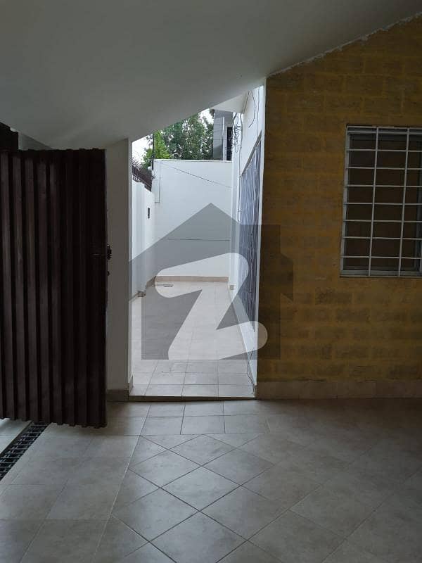 Town House For Rent In Clifton Block 9 Clifton Block 9, Clifton