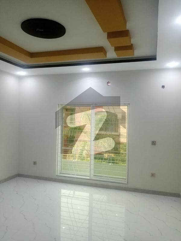 10 Marla House For Sale In Mustafa Town Lahore
