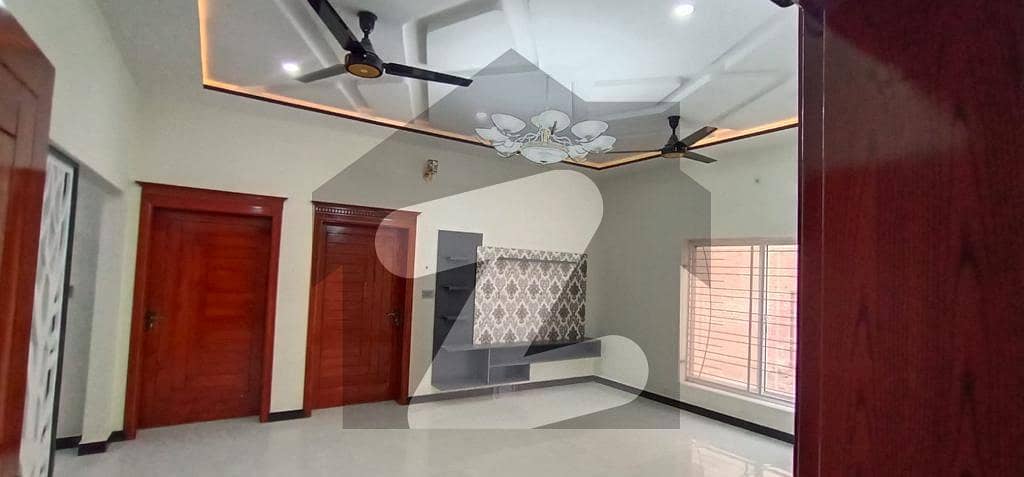 Gorgeous 4 Marla Upper Portion For Rent Available In Royal Palm City Sahiwal