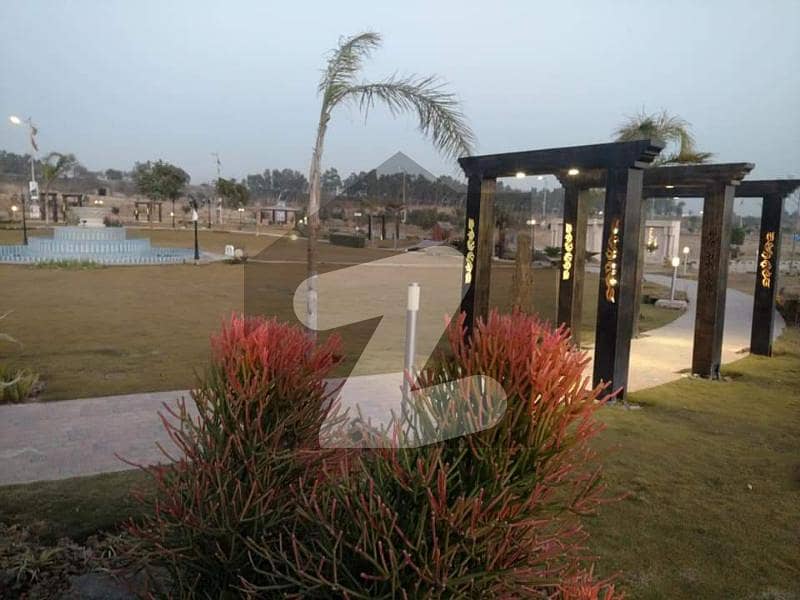 5 Marla Plot At A Beautiful Location For Sale Top City 1 Block E, Top City 1, Islamabad