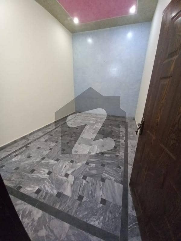 تاجپورہ لاہور میں 2 کمروں کا 1 مرلہ مکان 40 لاکھ میں برائے فروخت۔
