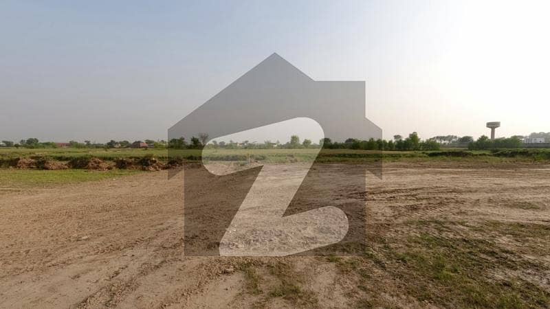 5.33 Marla Commercial Plot For Sale On Installments in Liberty Lands Lahore.