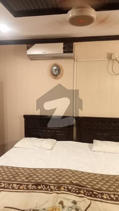 Kanal Basement Room For Rent In Dha Phase 4 Dd Only Girls