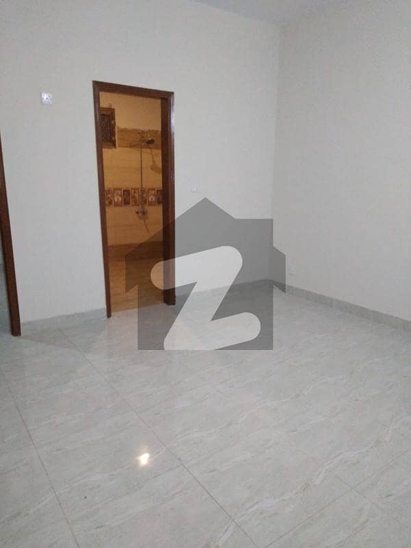 Flat For Grabs In 150 Square Yards Karachi Flat For Grabs In 150 Square Yards Karachi