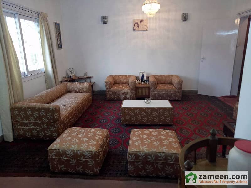 Flat For Sale In Clifton Block 5 Park Lane Near KFC Flat For Sale In Clifton Block 5 Park Lane Near KFC