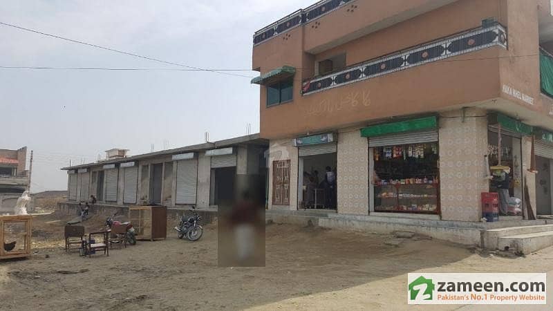 Commercial Market For Sale In E Block Phase 1