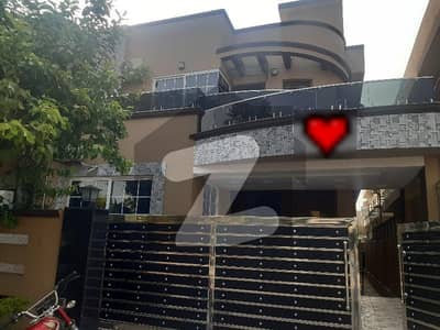 10 marla with basement used house available for sale in bahria town phase4