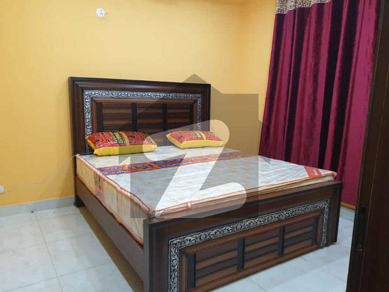 SINGLE ROOM AVAILABLE IN JOHAR TOWN PHASE 2