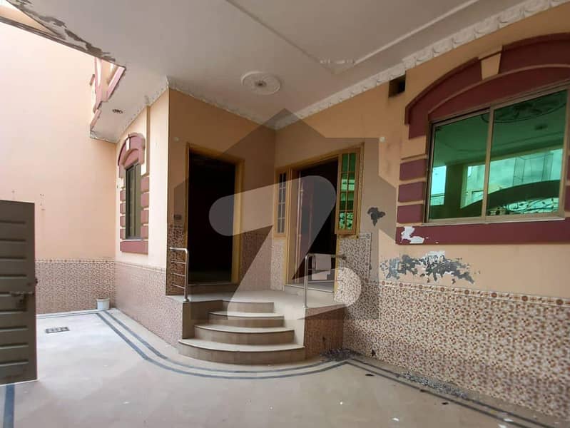 10 Marla House Available In Ali Pura Road For sale