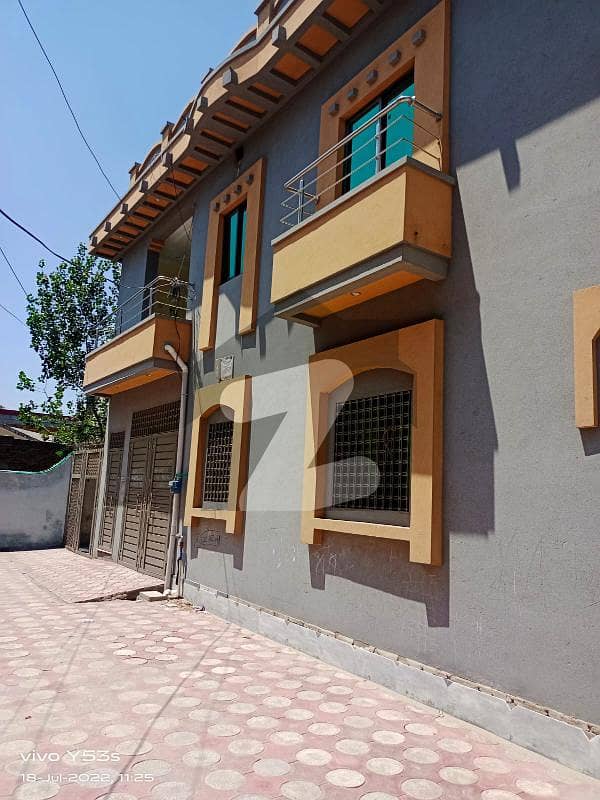 مسلم سٹی پشاور میں 6 کمروں کا 4 مرلہ مکان 1.1 کروڑ میں برائے فروخت۔