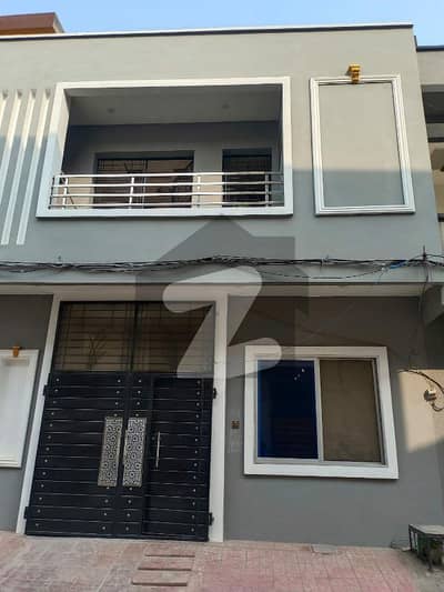 Buy A 450 Square Feet House For Sale In Manzoor Colony