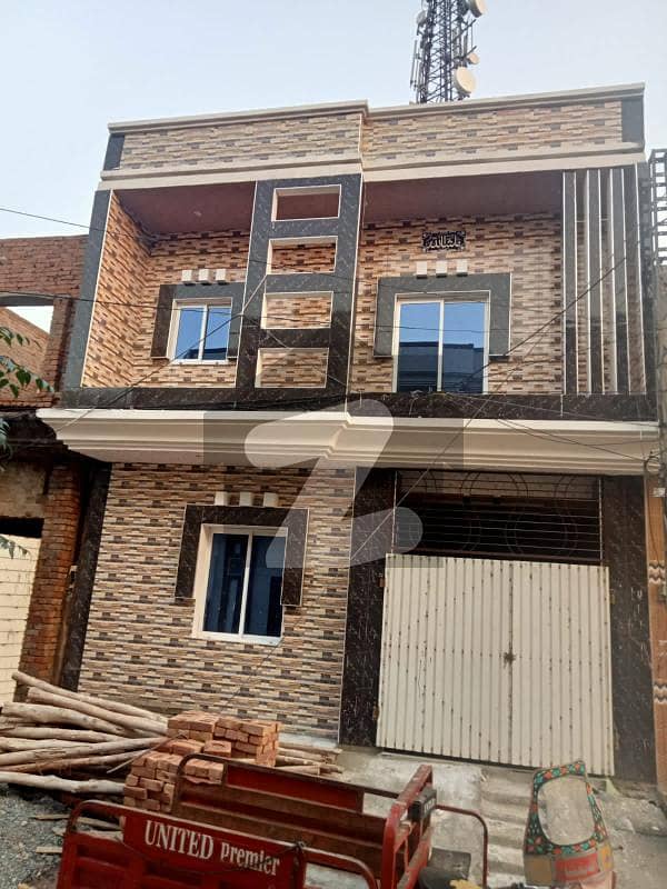 گلشن۔اے۔اقبال فیصل آباد میں 3 کمروں کا 3 مرلہ مکان 60 لاکھ میں برائے فروخت۔