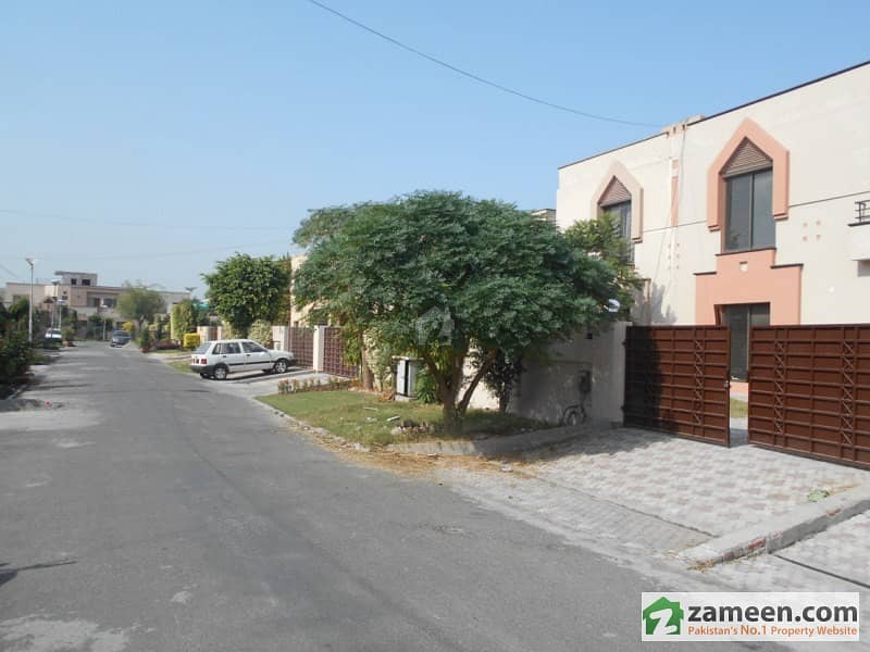 10 Marla House For Sale In Valencia Housing Society