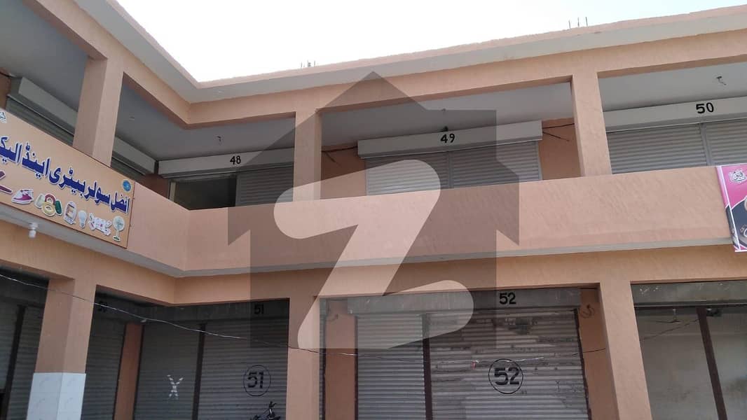 Shop Of 240 Square Feet In Latifabad For rent